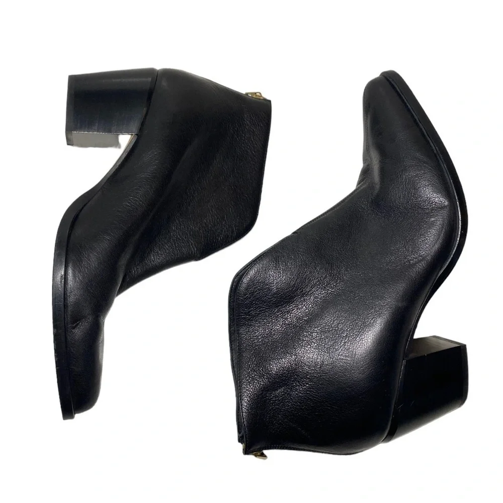 Vince Havana Notch Leather Bootie